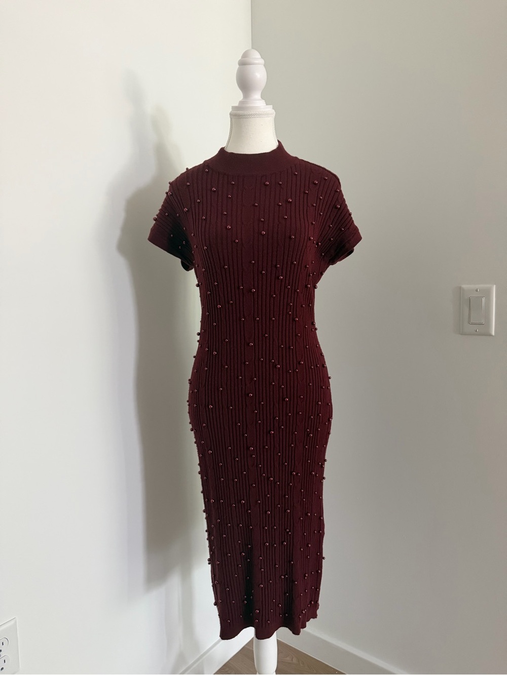 Beaded Ribbed Midi Dress in Burgundy